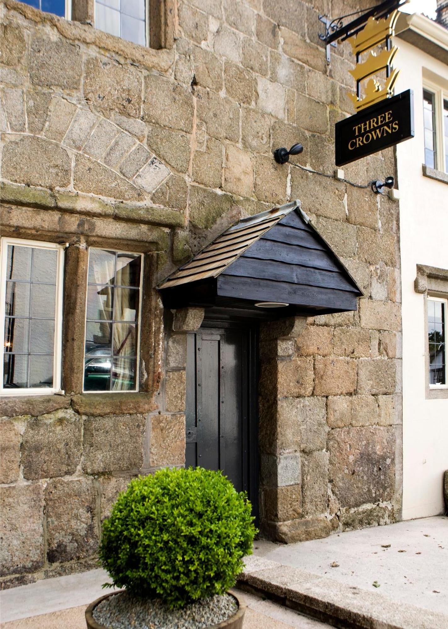 The Three Crowns Hotel Chagford Bagian luar foto The door of the former stable